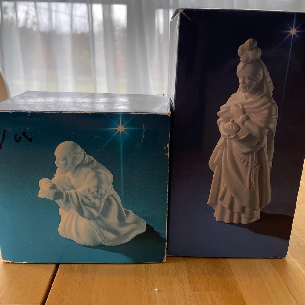 Vintage Avon Porcelain Christmas Nativity Figures Magi Kaspar & Melchior